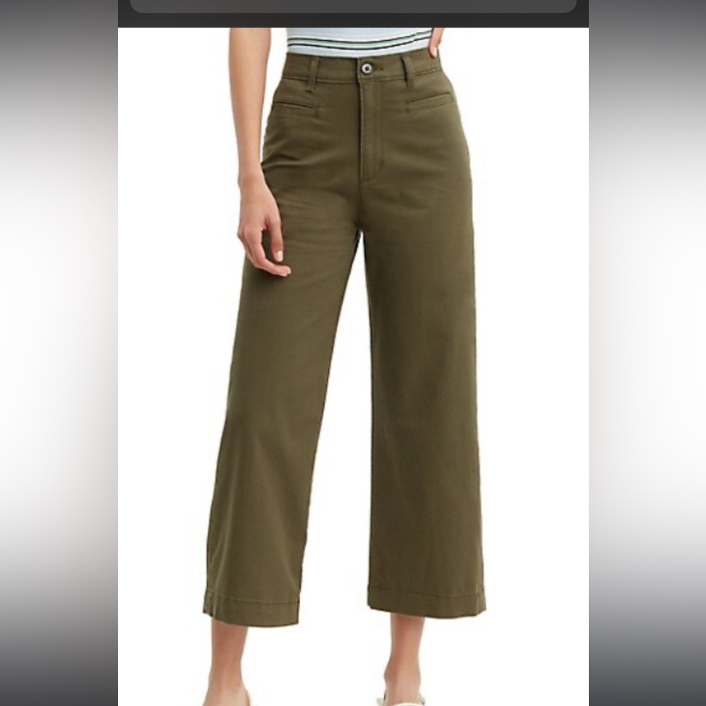 Levi’s Ribcage wide leg cropped Jeans